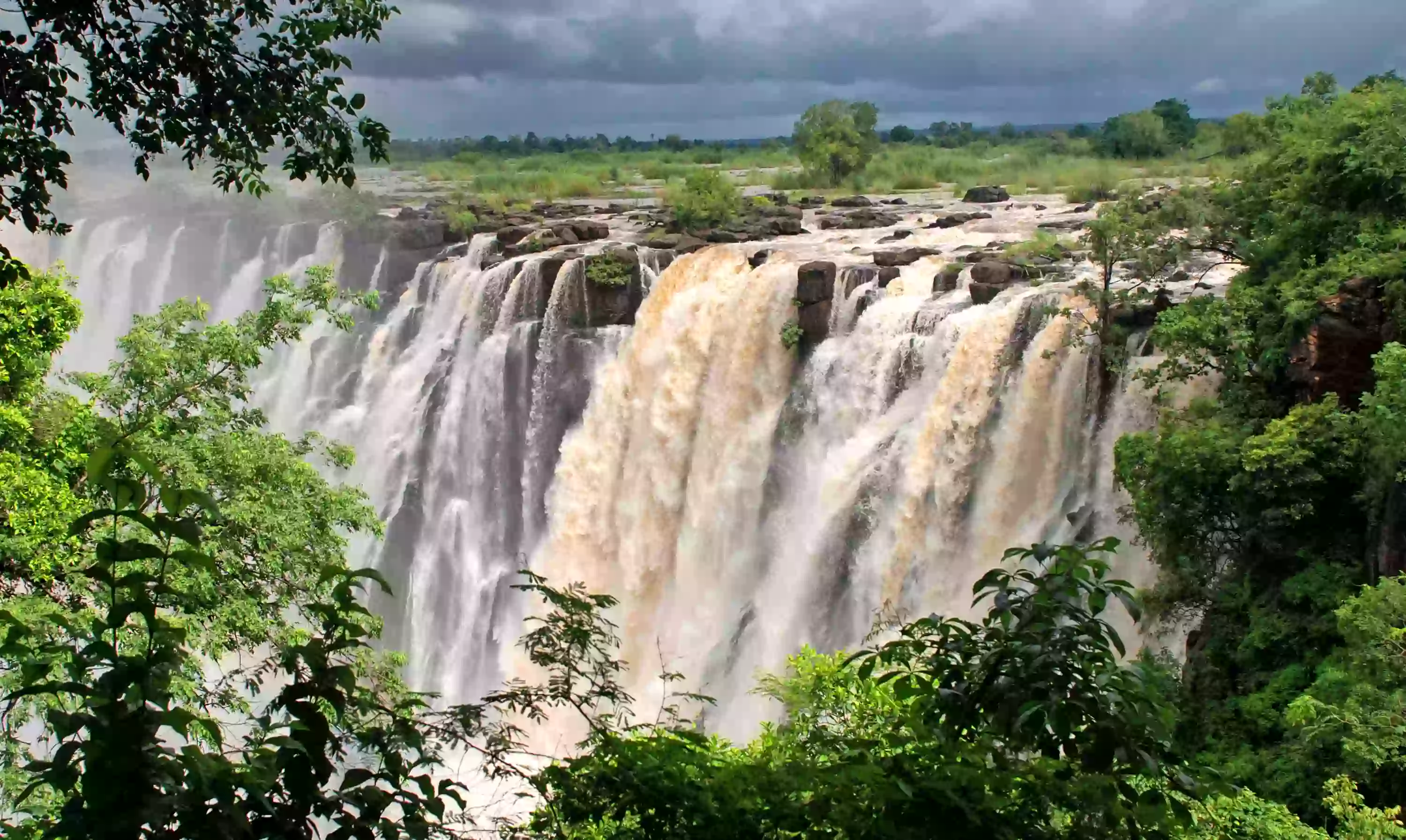 Victoria Falls-in-Zambia-and-Zimbabwe-Africa-travelwzus